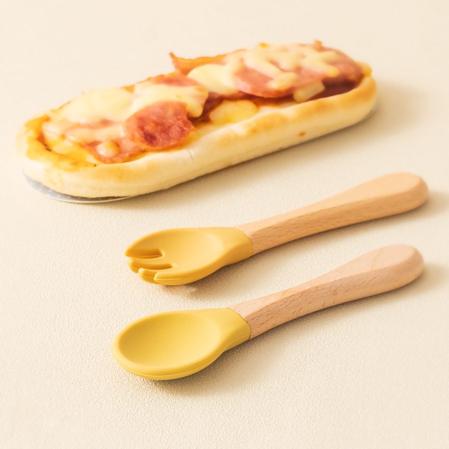 2 قطعة ملاعق تعلم الطفل أواني  - مراجعة Baby Food Utensil وسعره